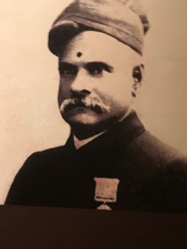 Abhishek_RRV 3825_Geeta_270x360.jpg